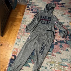 NWOT Nike Men’s S - USA Basketball Sweat Suit - hoodie sweatshirt and sweatpants